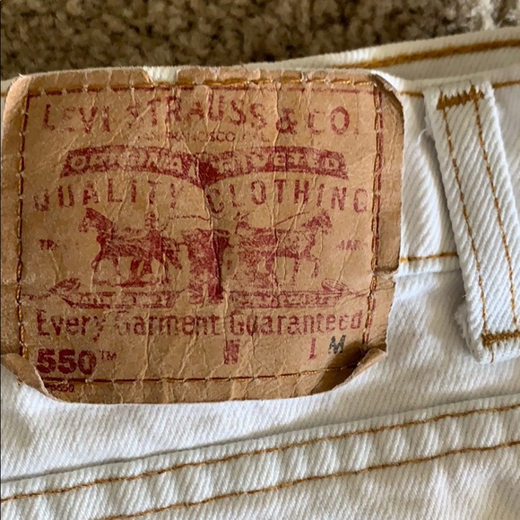 White jean shorts - Picture 3 of 4